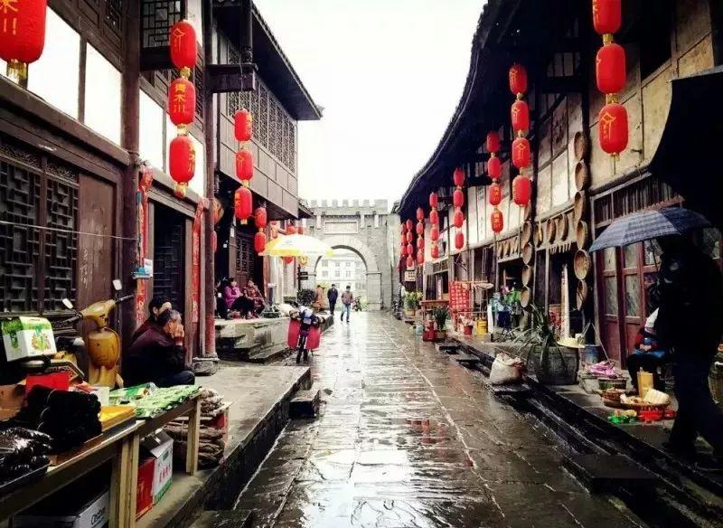 逃离废弃的城堡